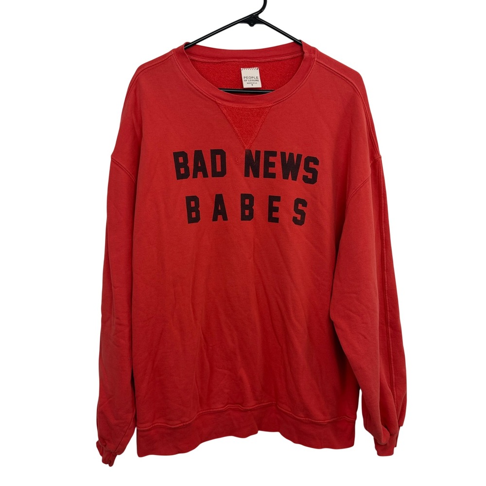 People of Leisure Sweatshirt Womens Small Red Bad News Babes Graphic Crew Neck